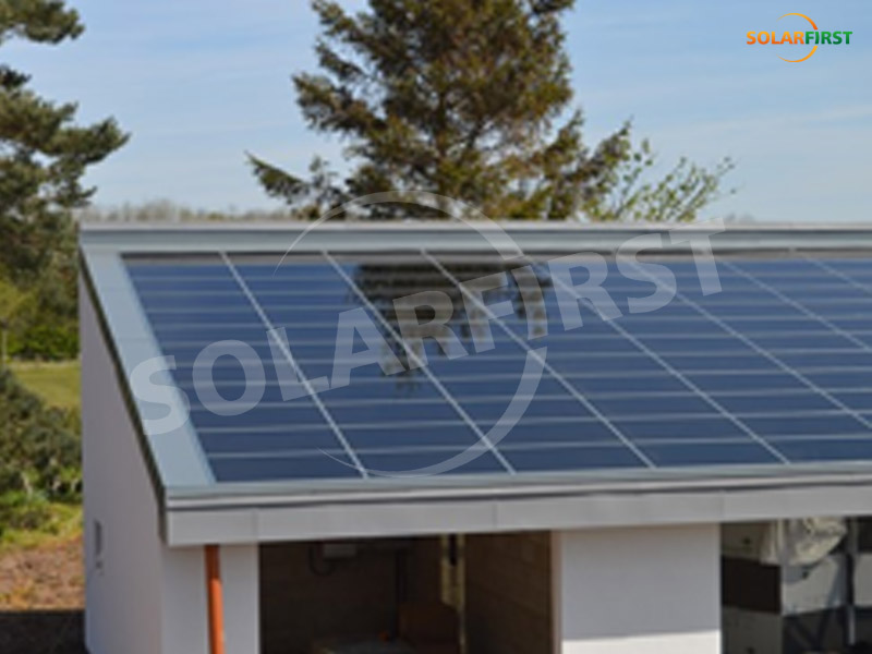 مشروع BIPV ذو السقف الشفاف لفندق Donington Park Farmhouse، ميدلاند، المملكة المتحدة