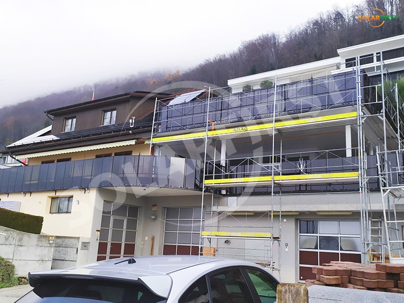 مشروع سياج شرفة BIPV بقدرة 8 كيلووات في سويسرا